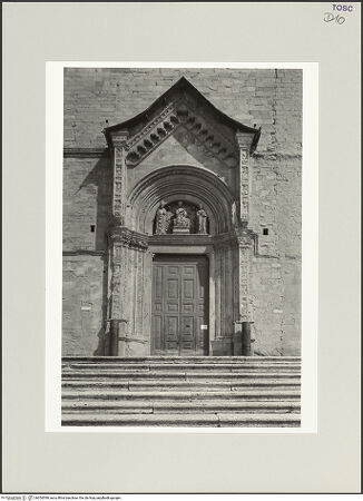 Vorderseite von Rödel [https://www.deutsche-digitale-bibliothek.de/content/lizenzen/rv-ez/] Portal mit Verkündigung und Zyklus der Tugenden und Laster - Gesamtansicht, bh554399_recto. Foto: Rödel, Volker.