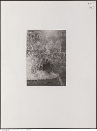 Vorderseite von unbekannt [https://www.deutsche-digitale-bibliothek.de/content/lizenzen/rv-ez/] FreskenzyklusVita-Szenen (Nordwand) - Detail: Sockelvelum der Nordwand, bh556401_recto. Foto.