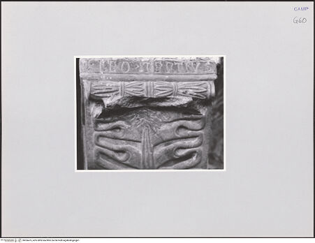 Vorderseite von unbekannt [https://www.deutsche-digitale-bibliothek.de/content/lizenzen/rv-ez/] Linker Pfeiler - Detail: Konsole, bh556475_recto. Foto.