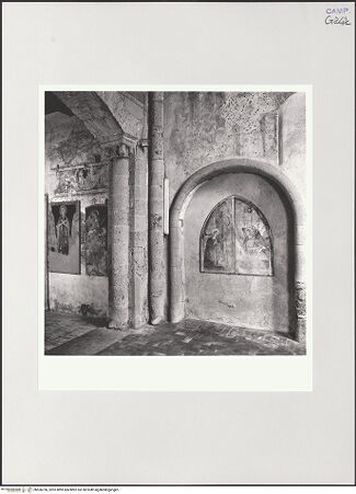 Vorderseite von Sigismondi, Roberto [http://creativecommons.org/licenses/by-nc-sa/4.0/] Santa ChiaraSanta Chiara Vecchia - Ansicht des Triumphbogens und eines Teils des Presbyteriums, bh556756_recto. Foto: Sigismondi, Roberto.