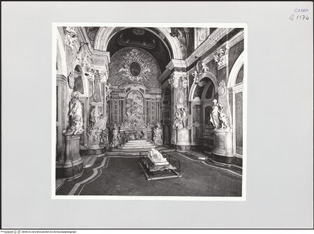 Vorderseite von Sigismondi, Roberto [http://creativecommons.org/licenses/by-nc-sa/4.0/] Cappella Sansevero - Blick zum Altar, bh559016_recto. Foto: Sigismondi, Roberto.