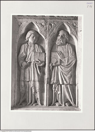 Vorderseite von Sigismondi, Roberto [http://creativecommons.org/licenses/by-nc-sa/4.0/] Fragment einer Sarkophagfront mit Apostel oder Evangelisten - Zwei Apostelfiguren, bh559244_recto. Foto: Sigismondi, Roberto.