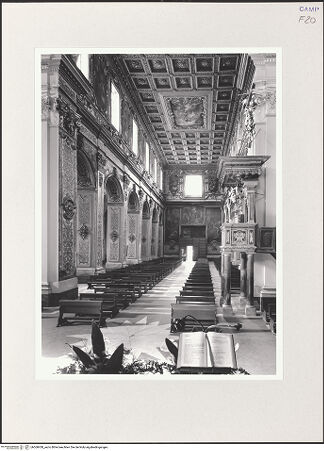 Vorderseite von Spina, Luigi [https://www.deutsche-digitale-bibliothek.de/content/lizenzen/rv-ez/] Chiesa dell'Annunciata - Blick vom Hauptaltar in westlicher Richtung ins Mittelschiff, bh560438_recto. Foto: Spina, Luigi.