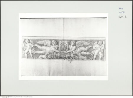 Vorderseite von Courtauld Institute, Conway Library [https://www.deutsche-digitale-bibliothek.de/content/lizenzen/rv-ez/] Sarkophagrelief mit vier Putten und einem Medaillon mit Adler (Villa Borghese, Rom) - , bh560694_recto. Foto.