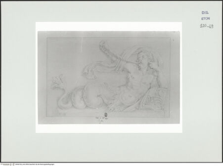 Vorderseite von Courtauld Institute, Conway Library [https://www.deutsche-digitale-bibliothek.de/content/lizenzen/rv-ez/] Triton (Relief am Sockel einer Bacchusstatue, Villa Borghese, Rom) - , bh560746_recto. Foto.