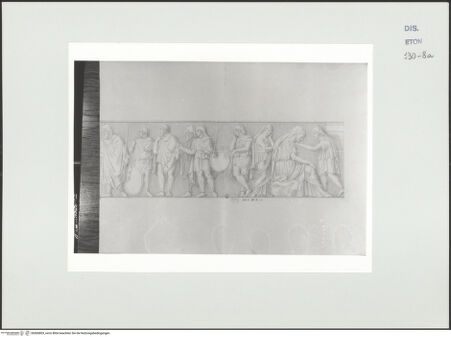 Vorderseite von Courtauld Institute, Conway Library [https://www.deutsche-digitale-bibliothek.de/content/lizenzen/rv-ez/] Geschichte einer Amazone (Sarkophagrelief, Villa Borghese, Rom)rechter Teil des Reliefs - , bh560803_recto. Foto.