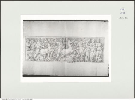 Vorderseite von Courtauld Institute, Conway Library [https://www.deutsche-digitale-bibliothek.de/content/lizenzen/rv-ez/] Siegeszug (Relief, Villa Borghese, Rom) - , bh560809_recto. Foto.