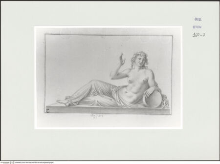 Vorderseite von Courtauld Institute, Conway Library [https://www.deutsche-digitale-bibliothek.de/content/lizenzen/rv-ez/] Mänade (Statue, Villa Strozzi, Rom) - , bh560853_recto. Foto.