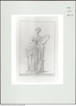 Vorderseite von Courtauld Institute, Conway Library [https://www.deutsche-digitale-bibliothek.de/content/lizenzen/rv-ez/] Weibliche Gewandfigur mit Spiegel (Statue, Villa Strozzi, Rom) - , bh560858_recto. Foto.
