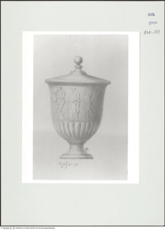 Vorderseite von Courtauld Institute, Conway Library [https://www.deutsche-digitale-bibliothek.de/content/lizenzen/rv-ez/] Zeichnungen nach einer antiken Vase mit Reliefschmuck (Pisa)Ansicht mit Mänade, Satyr und trunkenem Bacchus - , bh560965_recto. Foto.