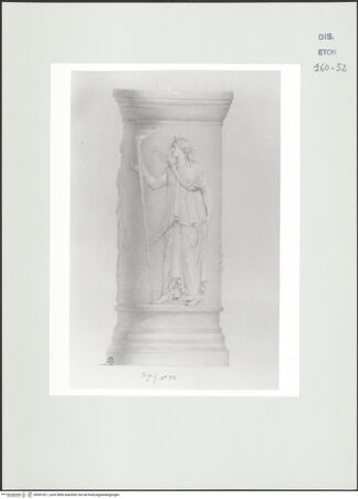 Vorderseite von Courtauld Institute, Conway Library [https://www.deutsche-digitale-bibliothek.de/content/lizenzen/rv-ez/] Zeichnungen nach einem runden Sockel mit Reliefdekoration (Villa Albani, Rom)Ansicht mit Diana - , bh561021_recto. Foto.