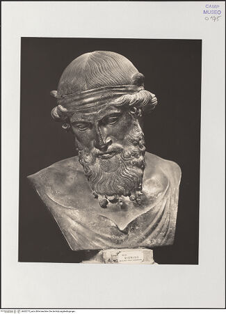 Vorderseite von unbekannt [https://www.deutsche-digitale-bibliothek.de/content/lizenzen/rv-fz/] Büste des Dionysos - Gesamtansicht, bh562775_recto. Foto.
