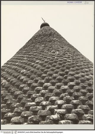 Vorderseite von Bibliotheca Hertziana [https://www.deutsche-digitale-bibliothek.de/content/lizenzen/rv-fz/] Santa Maria del PopoloCampanile - Turmhelm, bh562947_recto. Foto: D'Onofrio, Cesare.