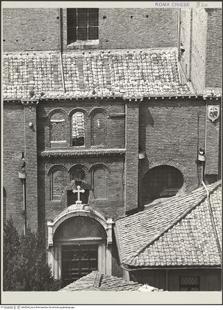 Vorderseite von Bibliotheca Hertziana [https://www.deutsche-digitale-bibliothek.de/content/lizenzen/rv-fz/] Santa Maria in Aracoeli - Südportal, bh563042_recto. Foto: D'Onofrio, Cesare.