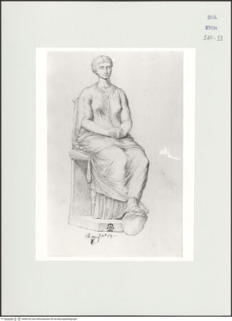 Vorderseite von Courtauld Institute, Conway Library [https://www.deutsche-digitale-bibliothek.de/content/lizenzen/rv-ez/] Sitzende weibliche Gewandfigur (Agrippina?) - , bh563728_recto. Foto.