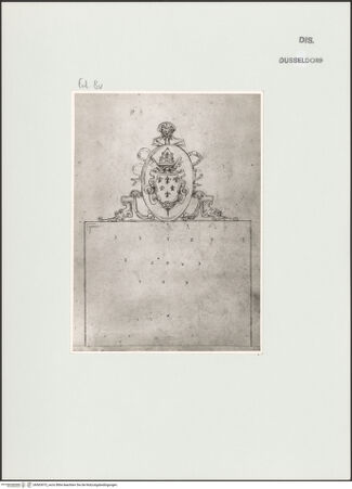 Vorderseite von Landesbildstelle Rheinland [https://www.deutsche-digitale-bibliothek.de/content/lizenzen/rv-ez/] L'arte del disegno, e le vivezze dell'ingegno di Guglielmo della Porta celebre scultore, et architetto ... (2 Bände)Erster (großer) Band mit dem ersten SkizzenheftFolio 8 verso (Seite 33): Wappen Pauls III., Bekrönung einer Inschrifttafel - , bh563975_recto. Foto.