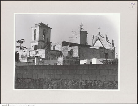 Vorderseite von Sigismondi, Roberto [https://www.deutsche-digitale-bibliothek.de/content/lizenzen/rv-fz/] San Giorgio - Rückseite mit der Fassade und des Campanile, bh564966_recto. Foto: Sigismondi, Roberto.