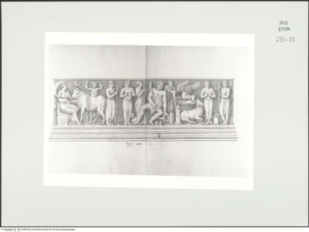 Vorderseite von Courtauld Institute, Conway Library [https://www.deutsche-digitale-bibliothek.de/content/lizenzen/rv-ez/] Reliefschmuck einer runden Basis mit Herkules (?) in Ägypten (Musei Vaticani, Rom) - , bh566748_recto. Foto.