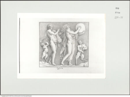 Vorderseite von Courtauld Institute, Conway Library [https://www.deutsche-digitale-bibliothek.de/content/lizenzen/rv-ez/] Musizierender Satyr und Mänade (Relief, Palazzo Mattei, Roma) - , bh566750_recto. Foto.