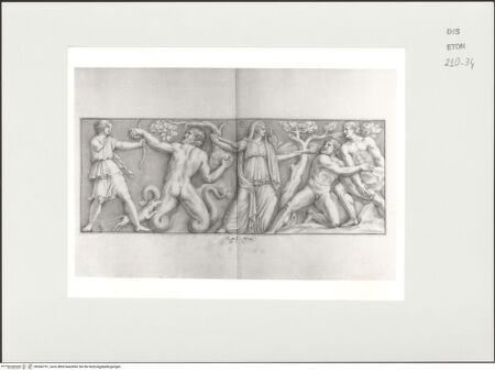 Vorderseite von Courtauld Institute, Conway Library [https://www.deutsche-digitale-bibliothek.de/content/lizenzen/rv-ez/] Gigantomachie (Relief, Musei Vaticani, Rom) - , bh566751_recto. Foto.