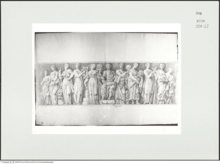 Vorderseite von Courtauld Institute, Conway Library [https://www.deutsche-digitale-bibliothek.de/content/lizenzen/rv-ez/] Sarkophagrelief mit Musen (Palazzo Mattei, Roma) - , bh566759_recto. Foto.