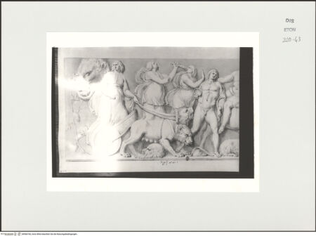 Vorderseite von Courtauld Institute, Conway Library [https://www.deutsche-digitale-bibliothek.de/content/lizenzen/rv-ez/] Zeichnungen nach einem Sarkophagrelief mit Bacchuszug (?) (Palazzo Mattei, Rom)Linker Teil des Reliefs: Satyrn und Mänaden - , bh566760_recto. Foto.