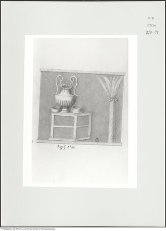 Vorderseite von Courtauld Institute, Conway Library [https://www.deutsche-digitale-bibliothek.de/content/lizenzen/rv-ez/] Seitenrelief eines Grabmals mit Palme und Gefäßen (Palazzo Mattei, Roma) - , bh566815_recto. Foto.