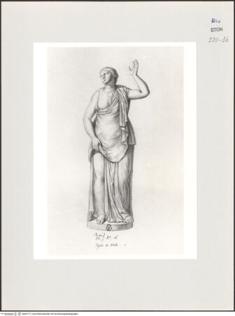 Vorderseite von Courtauld Institute, Conway Library [https://www.deutsche-digitale-bibliothek.de/content/lizenzen/rv-ez/] Tochter der Niobe (Statue, Uffizien, Florenz) - , bh567717_recto. Foto.