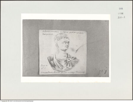 Vorderseite von Courtauld Institute, Conway Library [https://www.deutsche-digitale-bibliothek.de/content/lizenzen/rv-ez/] Büste eines Mannes mit Lorbeerkranz - , bh568110_recto. Foto.