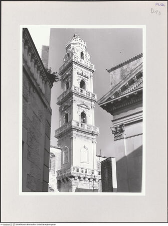Vorderseite von Sigismondi, Roberto [https://www.deutsche-digitale-bibliothek.de/content/lizenzen/rv-fz/] Chiesa Matrice di San Nicola - Campanile, bh568583_recto. Foto: Sigismondi, Roberto.
