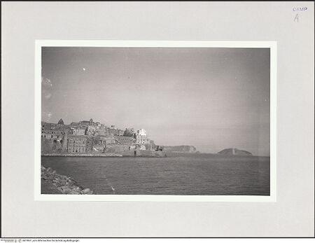 Vorderseite von Bibliotheca Hertziana [https://www.deutsche-digitale-bibliothek.de/content/lizenzen/rv-fz/] Stadt - Rione Terra und Küste, bh570661_recto. Foto: Schmidt, Hans Werner.