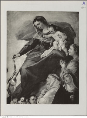 Vorderseite von Foto? [https://www.deutsche-digitale-bibliothek.de/content/lizenzen/rv-ez/] Rosenkranzmadonna - Detail, bh572013_recto. Foto.