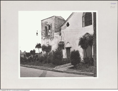 Vorderseite von Bibliotheca Hertziana [https://www.deutsche-digitale-bibliothek.de/content/lizenzen/rv-fz/] San Giovanni del Toro - Hauptfassade, bh572121_recto. Foto.