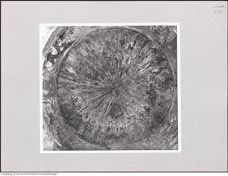 Vorderseite von Bibliotheca Hertziana [https://www.deutsche-digitale-bibliothek.de/content/lizenzen/rv-fz/] Villa RufoloEingangsturm - Blick in die Kuppel des Turmes, bh572166_recto. Foto: Schwarz, Heinrich Mathias.