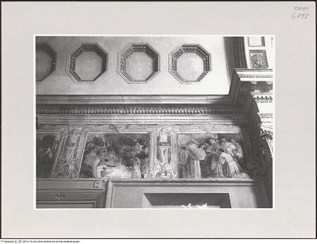 Vorderseite von Sopr. BAS NA [https://www.deutsche-digitale-bibliothek.de/content/lizenzen/rv-ez/] Sant'Anna dei Lombardi - Detail des Tonnengewölbes und Dekoration (Zyklus mit Szenen aus dem Leben des heiligen Benedikt), bh572178_recto. Foto.