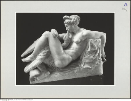 Vorderseite von Kunsthistorisches Institut in Florenz [http://creativecommons.org/licenses/by-nc-sa/4.0/] Leda mit dem Schwan - Leichte Schrägansicht von links, bh572236_recto. Foto: Sigismondi, Roberto.