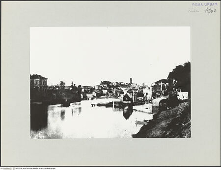 Vorderseite von Archivio Fotografico Comunale? [https://www.deutsche-digitale-bibliothek.de/content/lizenzen/rv-ez/] Tiberufer - Tiberufer am Aventin, bh572438_recto. Foto: Tuminiello, Ludovico.