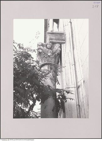 Vorderseite von Bibliotheca Hertziana [https://www.deutsche-digitale-bibliothek.de/content/lizenzen/rv-fz/] Rechte Säule - Rechte Seite, bh574331_recto. Foto: Lehmann-Brockhaus, Otto.