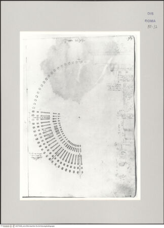 Vorderseite von Istituto Nazionale per la Grafica [https://www.deutsche-digitale-bibliothek.de/content/lizenzen/rv-ez/] Codice A (2501 A)Kolosseum, ein Viertel des Grundrisses - , bh575448_recto. Foto.