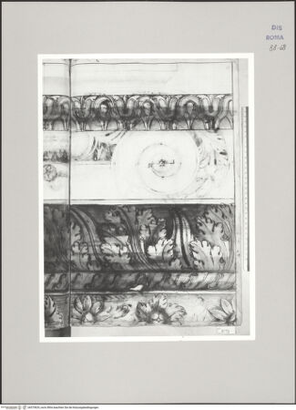 Vorderseite von Istituto Nazionale per la Grafica [https://www.deutsche-digitale-bibliothek.de/content/lizenzen/rv-ez/] Codice C (2502)Studie eines Kapitells (Fortsetzung von fol. 67 v) - , bh575629_recto. Foto.