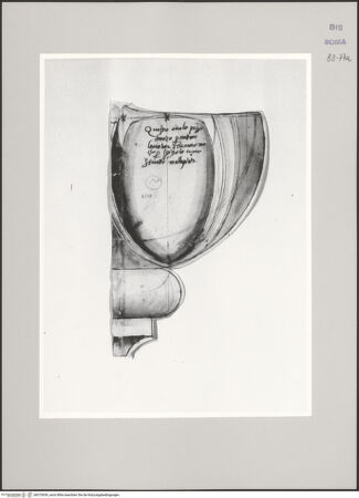 Vorderseite von Istituto Nazionale per la Grafica [http://creativecommons.org/publicdomain/mark/1.0/] Codice C (2502)Forum Boarium, Tempel des Portunus, ionisches Kapitell (Fortsetzung des Eierstabs von fol. 76 v und 77 r) - , bh575659_recto. Foto.
