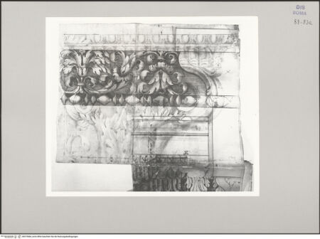 Vorderseite von Istituto Nazionale per la Grafica [https://www.deutsche-digitale-bibliothek.de/content/lizenzen/rv-ez/] Codice C (2502)Vespasianstempel, architektonische Details (Fortsetzung von fol. 83 r) - , bh575684_recto. Foto.