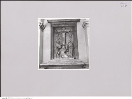 Vorderseite von Schmidt, Hans Werner? [https://www.deutsche-digitale-bibliothek.de/content/lizenzen/rv-ez/] Der Gekreuzigte mit Maria, Magdalena und Johannes - Gesamtansicht, bh576108_recto. Foto: Schmidt, Hans Werner?.