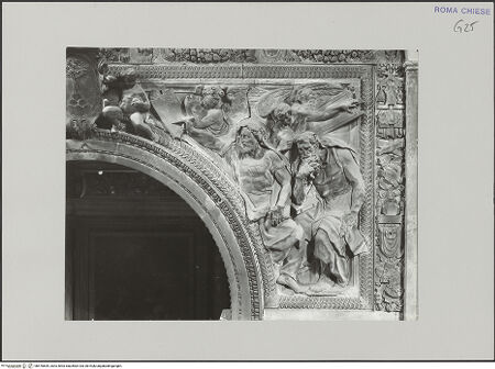 Vorderseite von ICCD [https://www.deutsche-digitale-bibliothek.de/content/lizenzen/rv-ez/] Figürliche DekorationVier Propheten und Engel - Rechter Bogenzwickel, bh576609_recto. Foto.