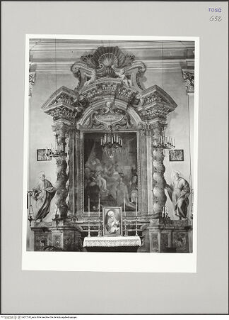 Vorderseite von Sigismondi, Roberto [http://creativecommons.org/licenses/by-nc-sa/4.0/] Altarscheinarchitektur - Gesamtansicht des Altars, bh577245_recto. Foto: Sigismondi, Roberto.