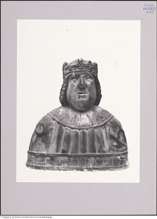 Vorderseite von Sopr. BAS NA [https://www.deutsche-digitale-bibliothek.de/content/lizenzen/rv-ez/] Büste des Ferrante I (Ferdinand I) - Frontalansicht, bh578574_recto. Foto.