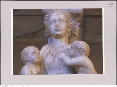 Vorderseite von Röll, Johannes [https://www.deutsche-digitale-bibliothek.de/content/lizenzen/rv-fz/] Grabmal des Erzbischofs Nicolò II. Piscicelli (gest. 1471) - Mittlere Stützfigur (Caritas), Detail: Oberkörper, bh578891_recto. Foto (digital): Röll, Johannes.