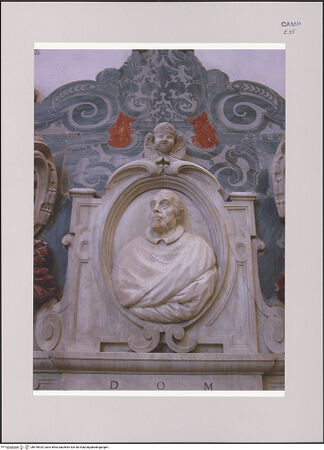 Vorderseite von Röll, Johannes [https://www.deutsche-digitale-bibliothek.de/content/lizenzen/rv-fz/] Grabmal des Erzbischofs Gregorio Carafa (gest. 1675) - Detail: Medaillon, bh578925_recto. Foto (digital): Röll, Johannes.