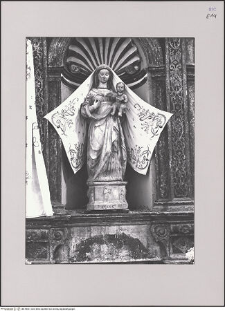 Vorderseite von ICCD [https://www.deutsche-digitale-bibliothek.de/content/lizenzen/rv-ez/] Maria mit Kind - Gesamtansicht, bh578981_recto. Foto.