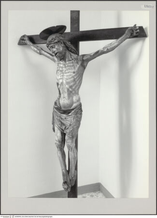 Vorderseite von Markham Schulz, Anne [https://www.deutsche-digitale-bibliothek.de/content/lizenzen/rv-ez/] Kruzifix - Schrägansicht von rechts, bh580990_recto. Foto.